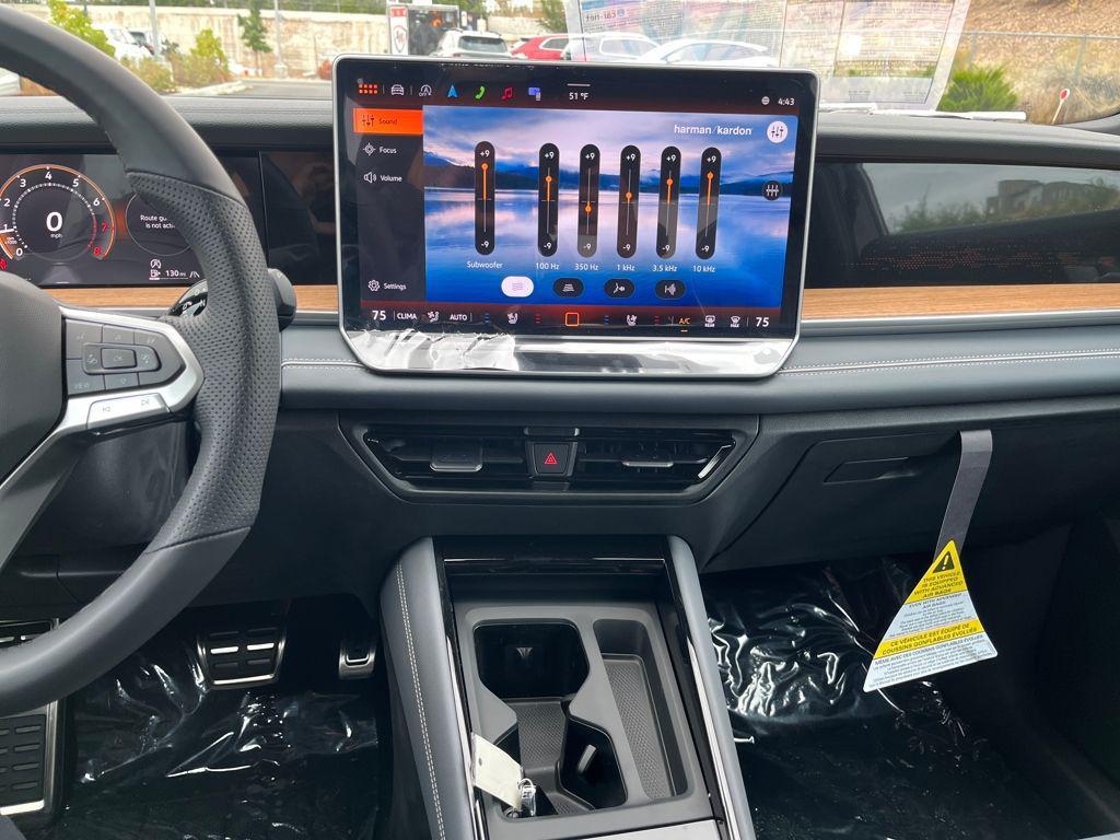new 2025 Volkswagen Tiguan car, priced at $41,099