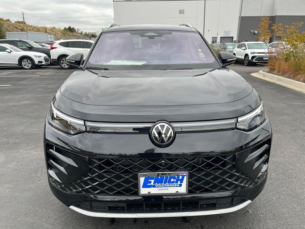 new 2025 Volkswagen Tiguan car, priced at $41,099