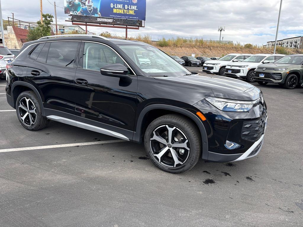 new 2025 Volkswagen Tiguan car, priced at $34,860