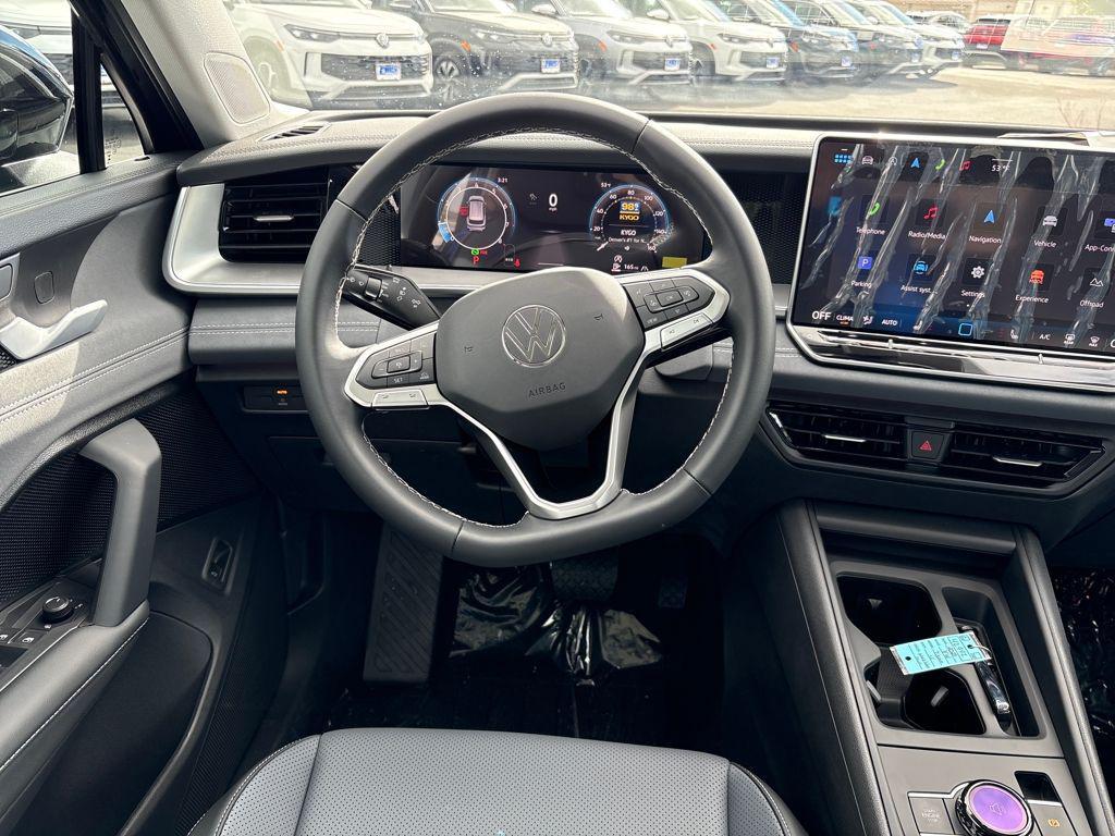 new 2025 Volkswagen Tiguan car, priced at $34,860