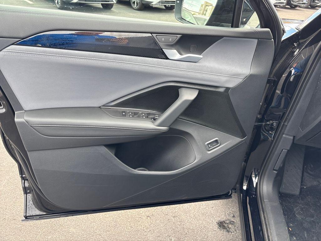 new 2025 Volkswagen Tiguan car, priced at $34,860