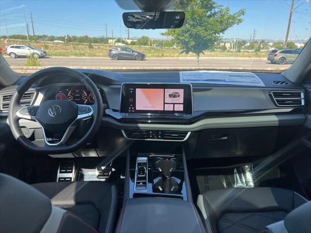 new 2025 Volkswagen Atlas car, priced at $45,046