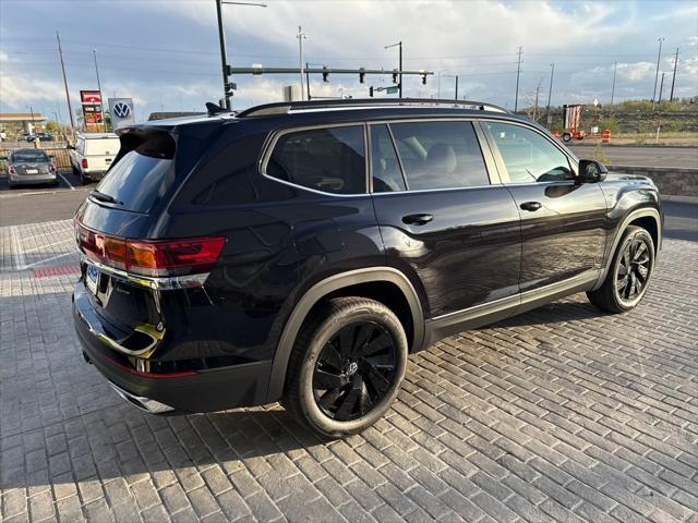 new 2025 Volkswagen Atlas car, priced at $43,746