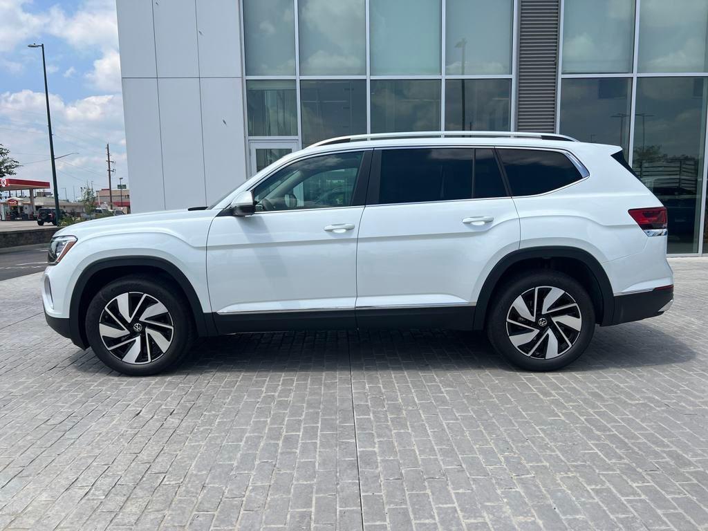 new 2025 Volkswagen Atlas car, priced at $45,470
