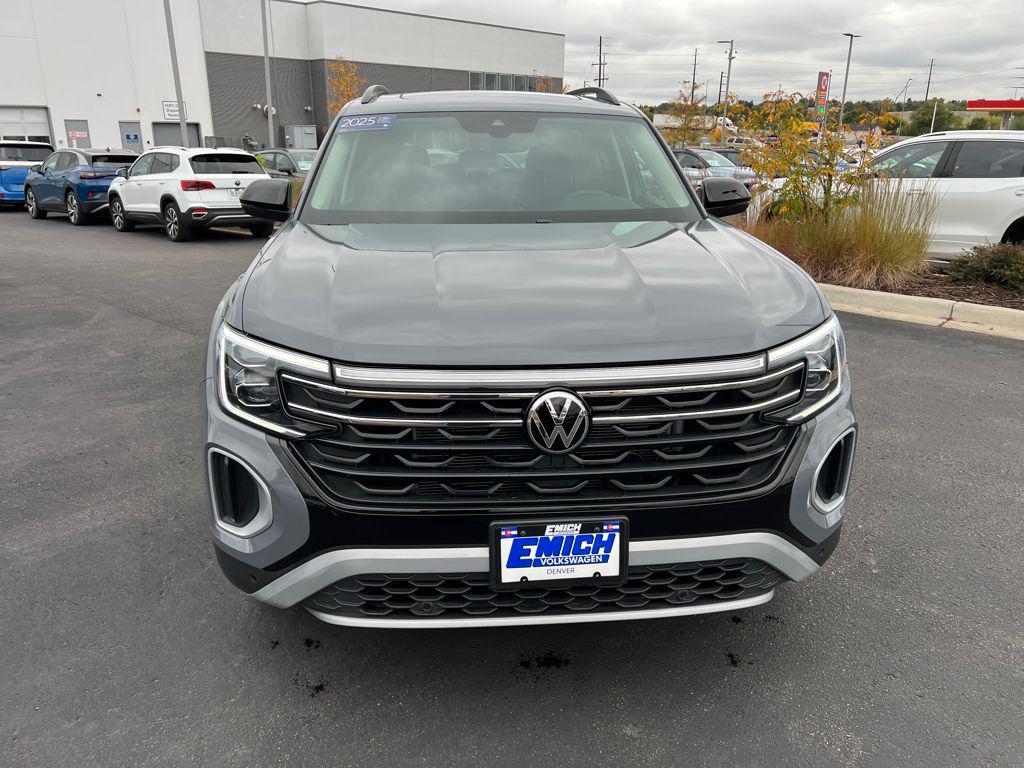 used 2025 Volkswagen Atlas car, priced at $39,798