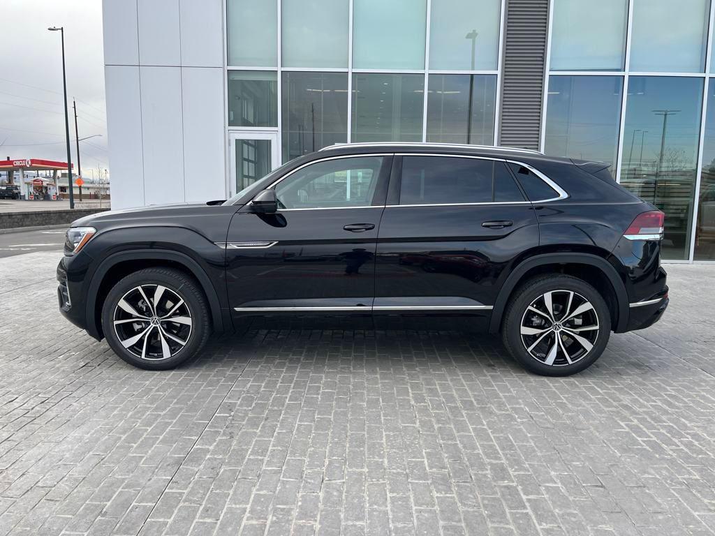 new 2025 Volkswagen Atlas Cross Sport car, priced at $50,140