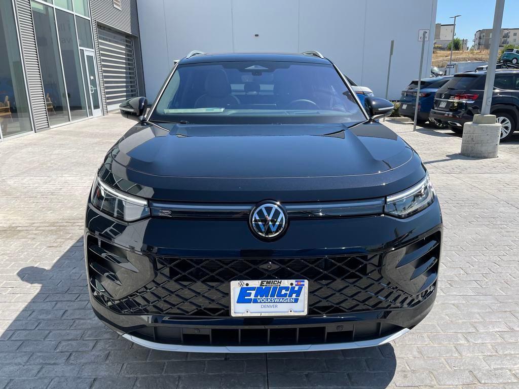 new 2025 Volkswagen Tiguan car, priced at $39,704