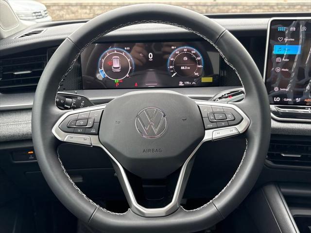 new 2025 Volkswagen Tiguan car, priced at $30,922
