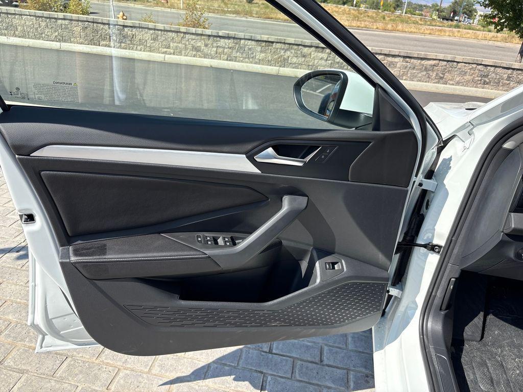 new 2025 Volkswagen Jetta car, priced at $21,978