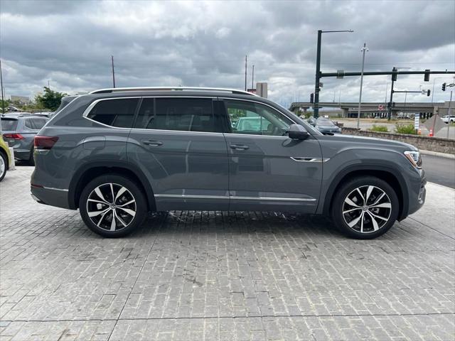 new 2025 Volkswagen Atlas car, priced at $53,053