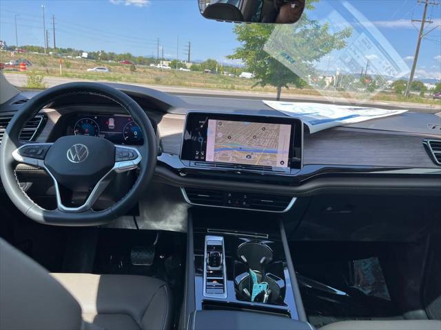 new 2025 Volkswagen Atlas car, priced at $48,214