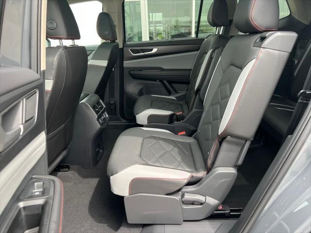 new 2025 Volkswagen Atlas car, priced at $45,644