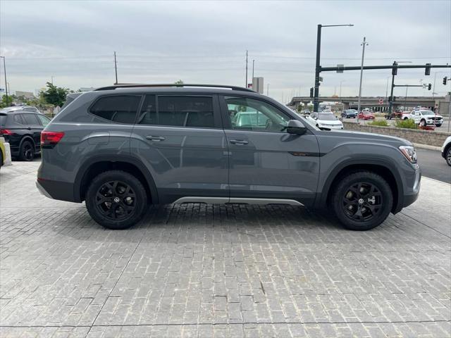 new 2025 Volkswagen Atlas car, priced at $47,144