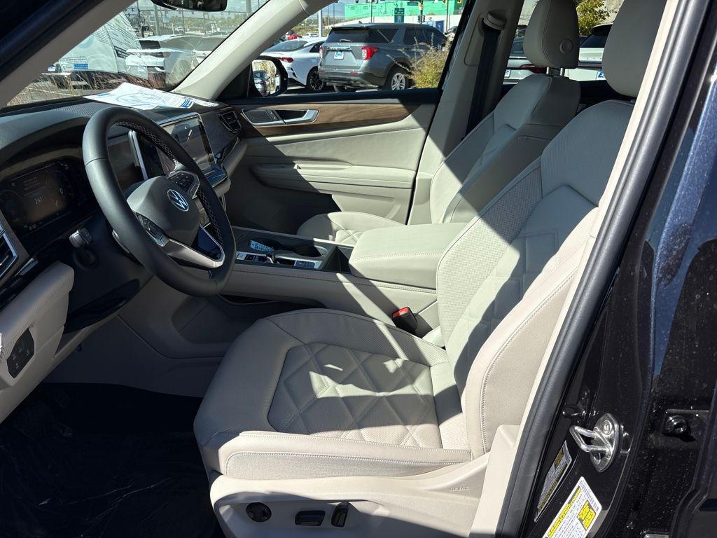 new 2026 Volkswagen Atlas car, priced at $40,242
