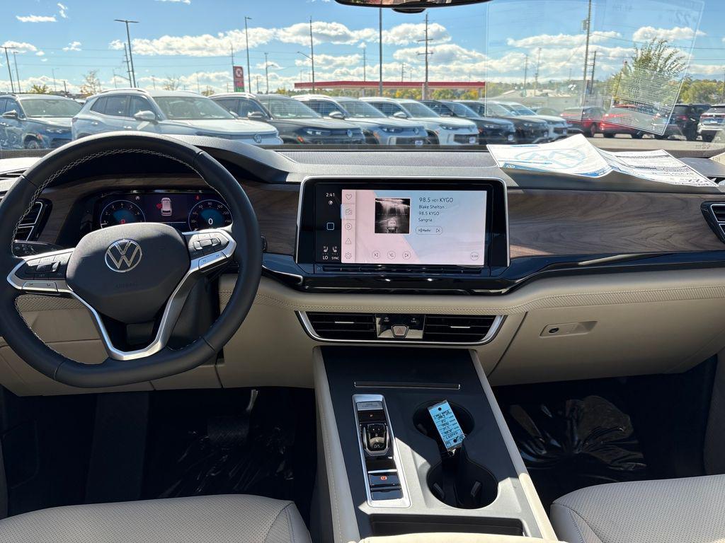 new 2026 Volkswagen Atlas car, priced at $40,242