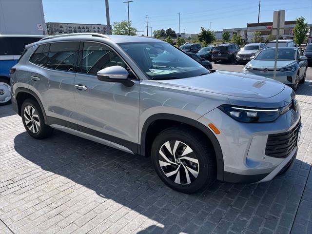 new 2025 Volkswagen Tiguan car, priced at $31,672
