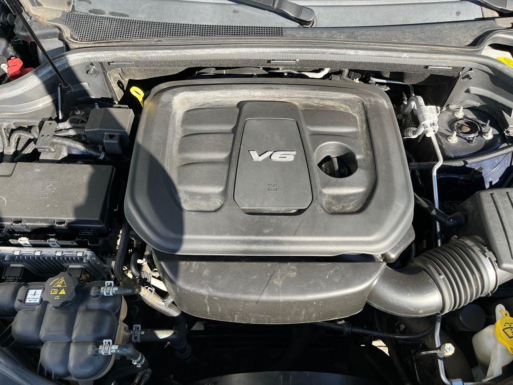 used 2018 Jeep Grand Cherokee car, priced at $16,976