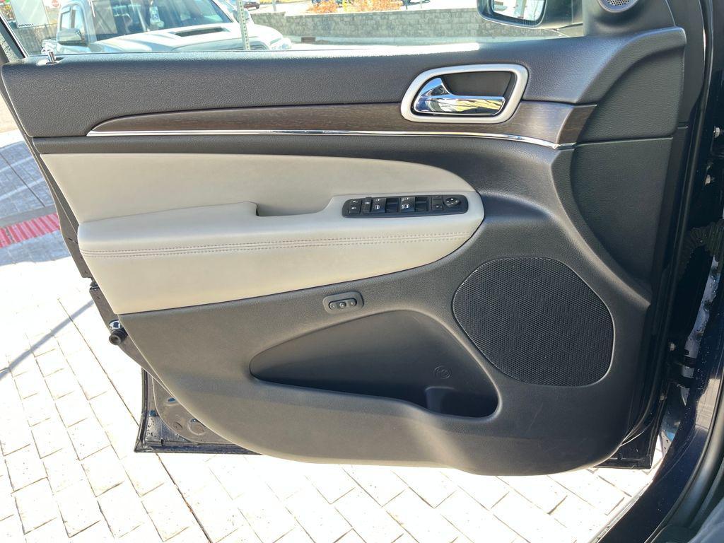 used 2018 Jeep Grand Cherokee car, priced at $16,976