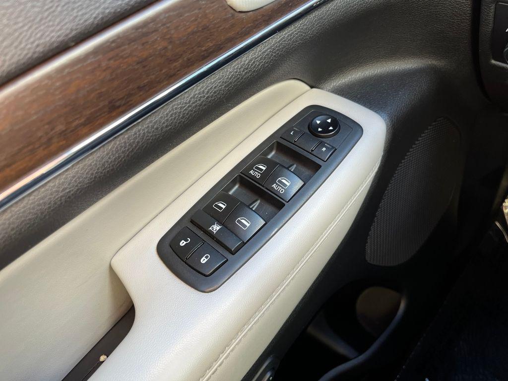 used 2018 Jeep Grand Cherokee car, priced at $16,976