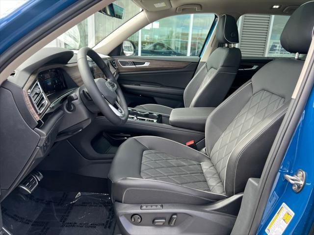 new 2025 Volkswagen Atlas car, priced at $52,214