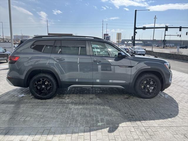 new 2025 Volkswagen Atlas car, priced at $45,546