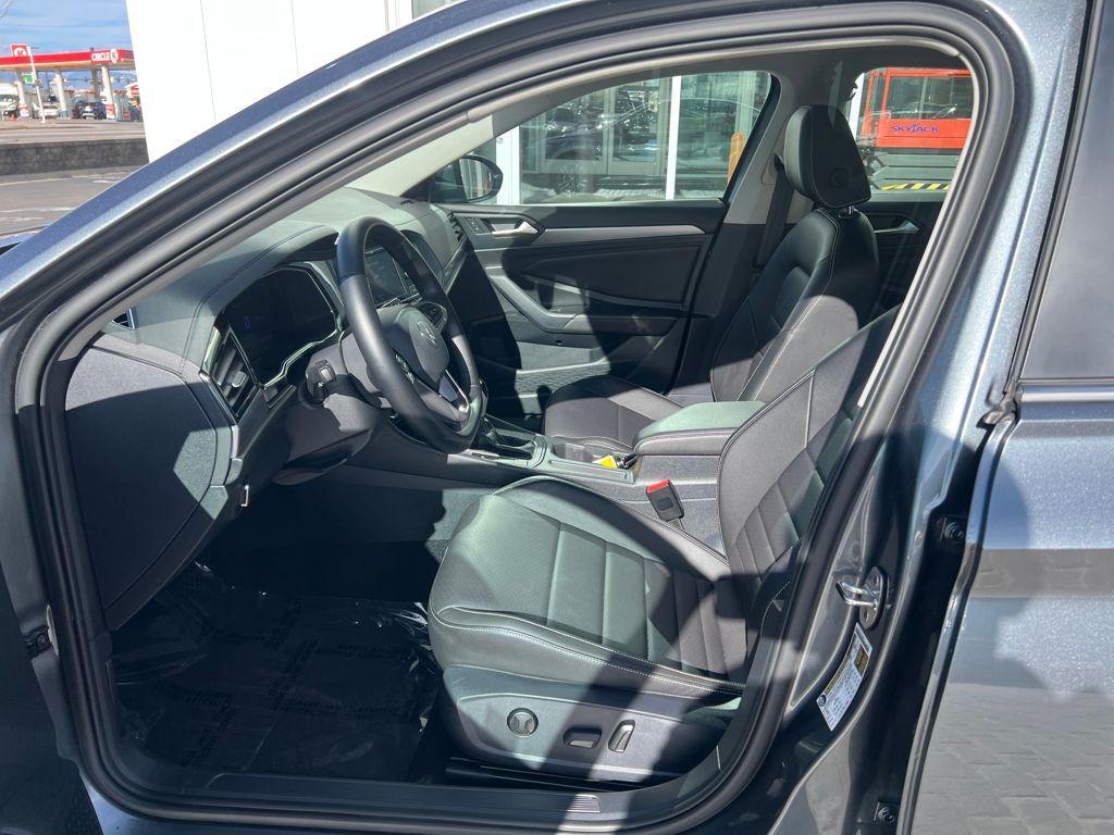 used 2022 Volkswagen Jetta car, priced at $19,934