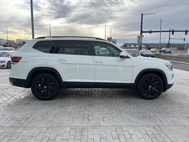 new 2025 Volkswagen Atlas car, priced at $43,148