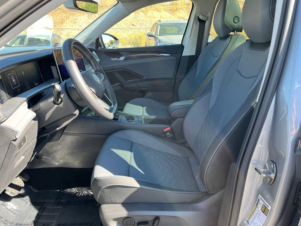 new 2025 Volkswagen Tiguan car, priced at $33,465