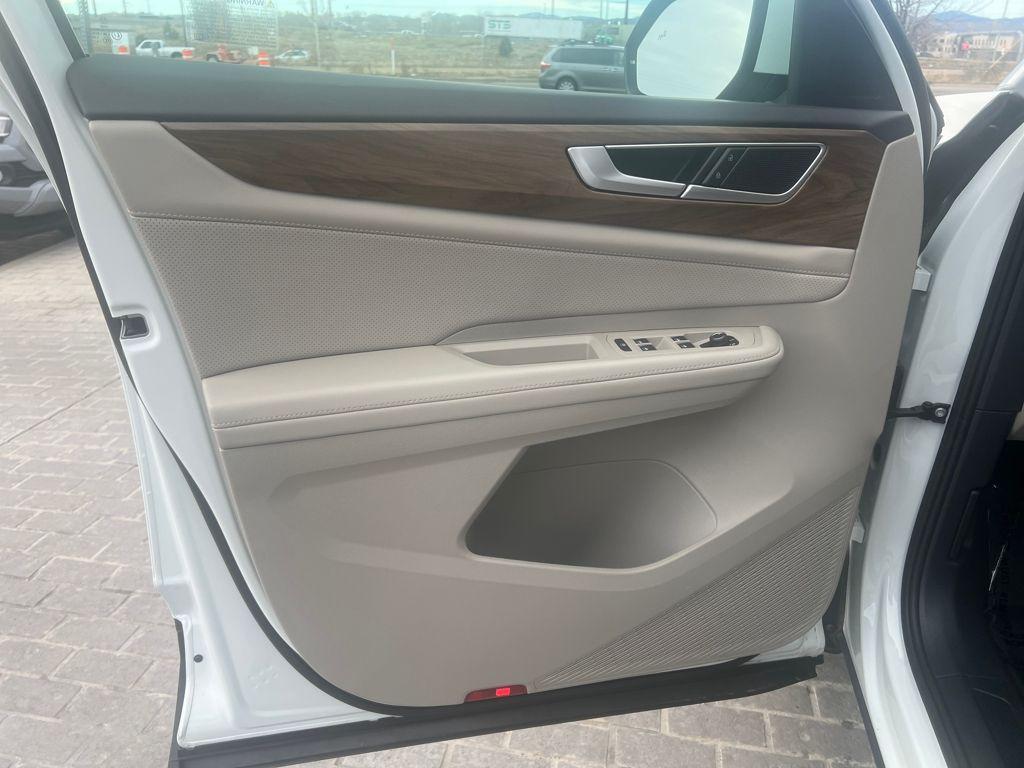 used 2024 Volkswagen Atlas car, priced at $31,891