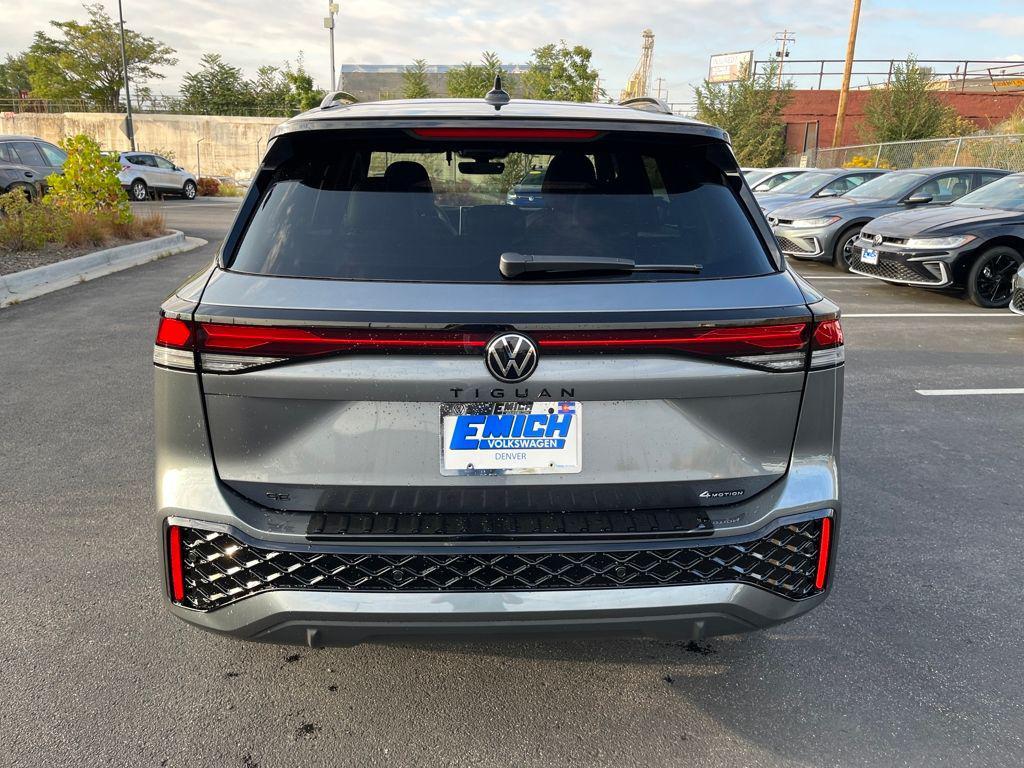 new 2025 Volkswagen Tiguan car, priced at $37,132