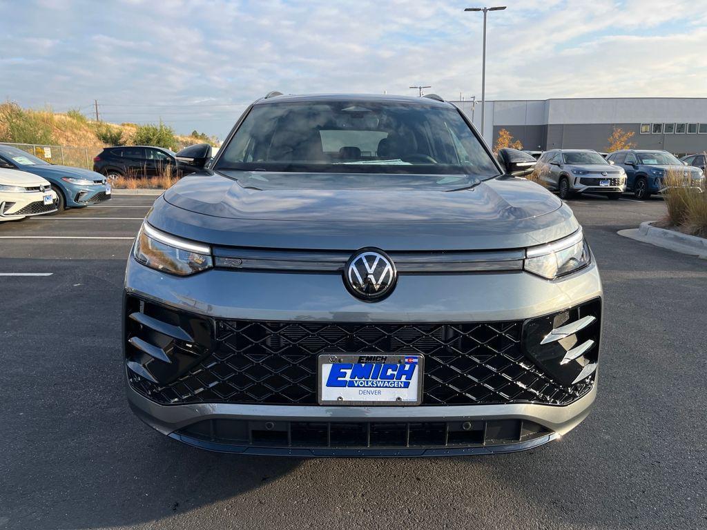 new 2025 Volkswagen Tiguan car, priced at $37,132