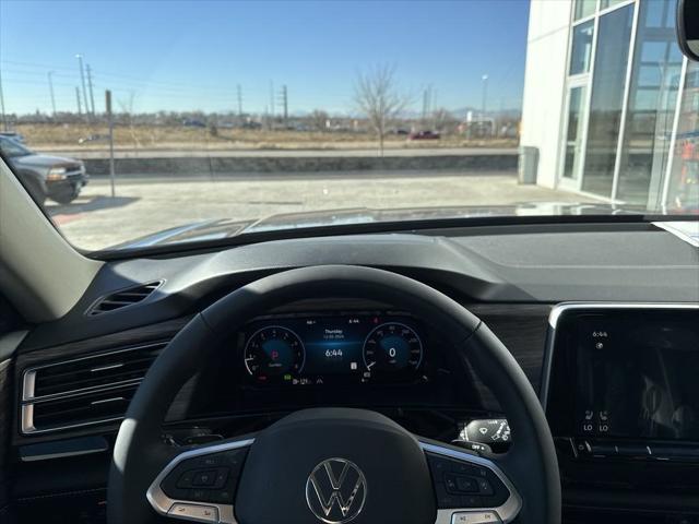 new 2025 Volkswagen Atlas car, priced at $51,616