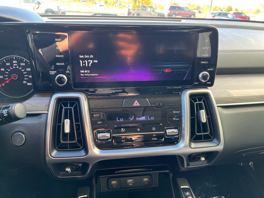 used 2022 Kia Sorento car, priced at $24,994