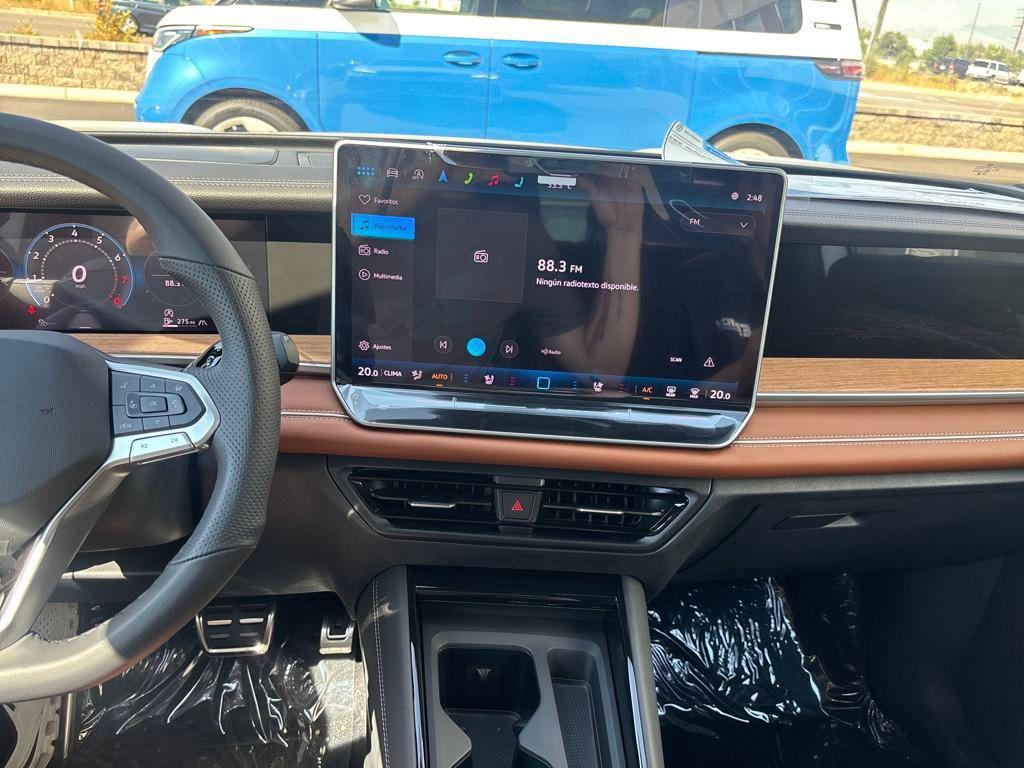 new 2025 Volkswagen Tiguan car, priced at $41,980