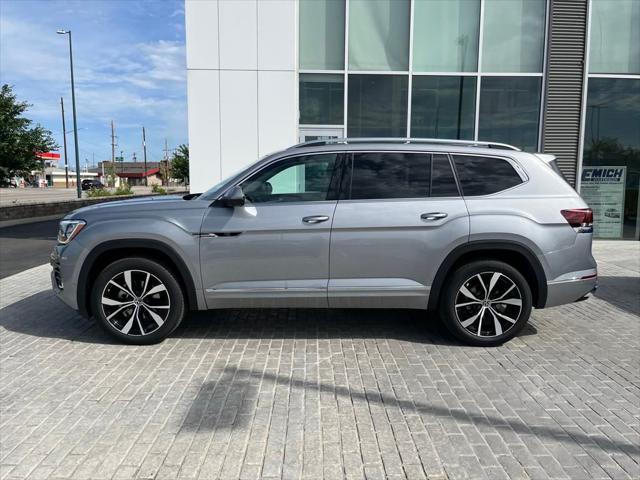new 2025 Volkswagen Atlas car, priced at $52,616