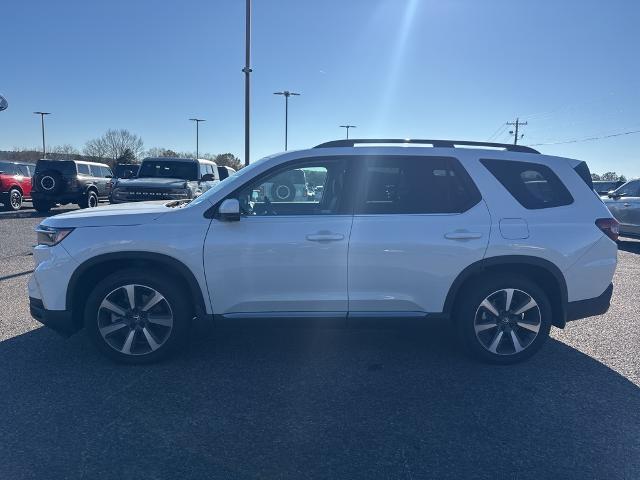 used 2024 Honda Pilot car, priced at $49,686