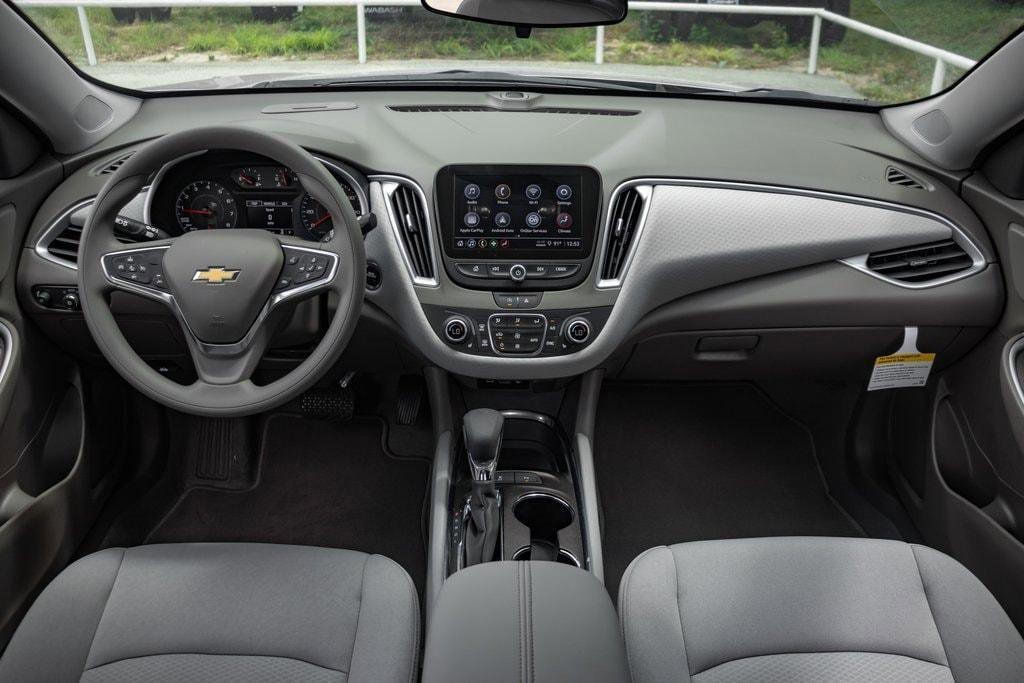 new 2025 Chevrolet Malibu car, priced at $29,295