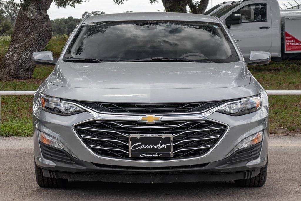 new 2025 Chevrolet Malibu car, priced at $29,295