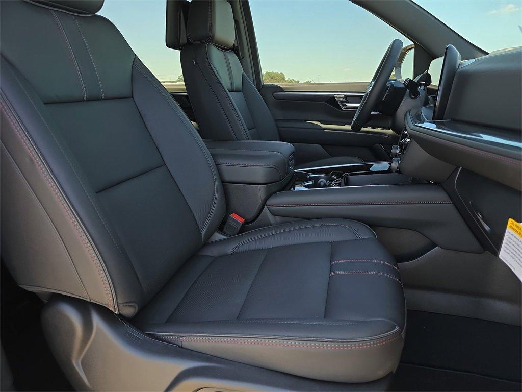 new 2025 Chevrolet Suburban car, priced at $81,005