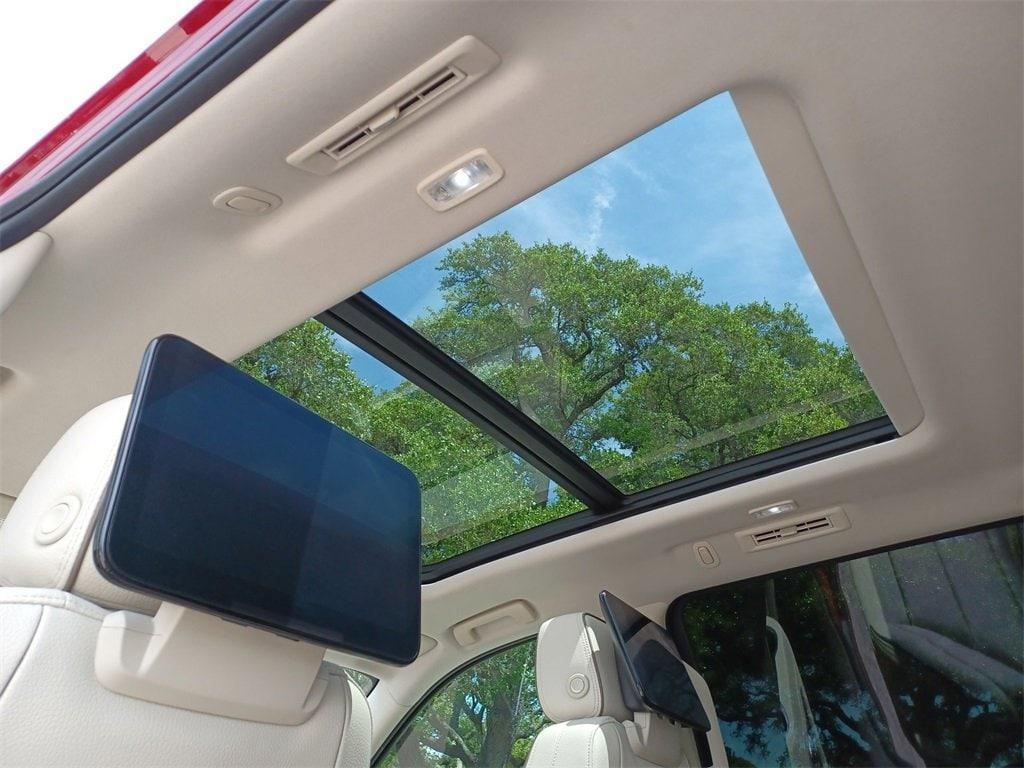 used 2021 GMC Yukon XL car, priced at $52,992