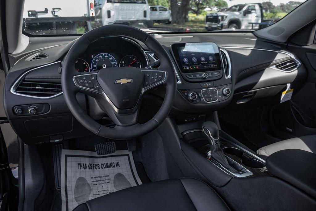 new 2025 Chevrolet Malibu car, priced at $29,678