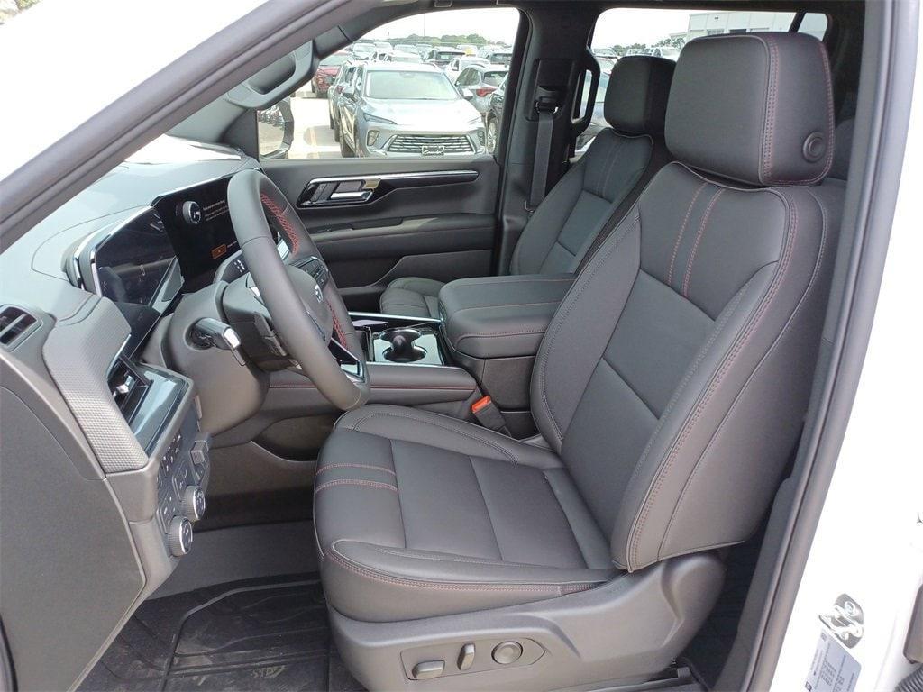 new 2025 Chevrolet Suburban car, priced at $84,900