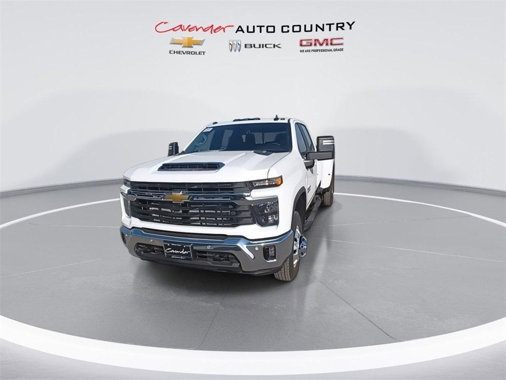 new 2025 Chevrolet Silverado 3500 car, priced at $72,224