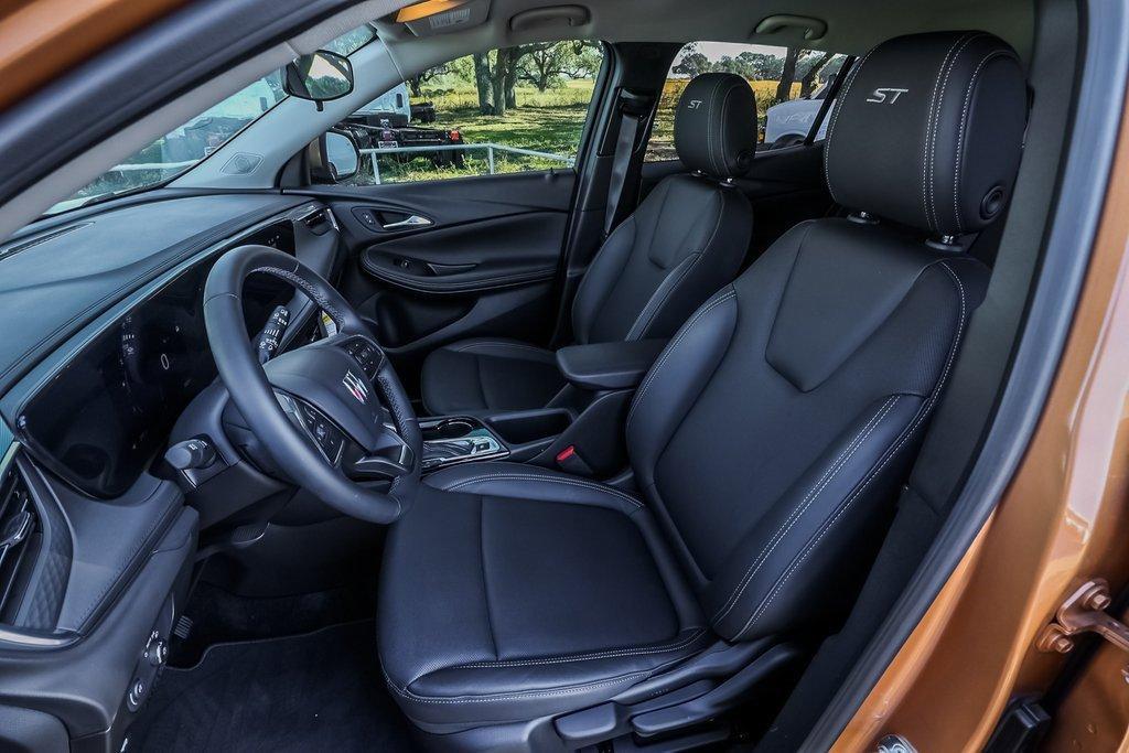 new 2024 Buick Encore GX car, priced at $24,990