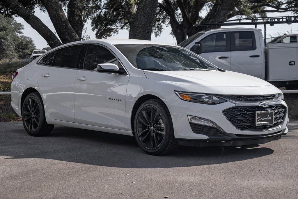 new 2025 Chevrolet Malibu car, priced at $27,173