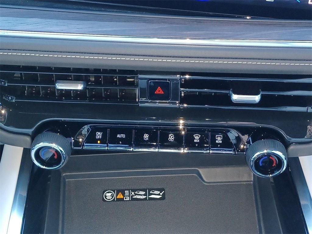 new 2025 Chevrolet Suburban car, priced at $68,740