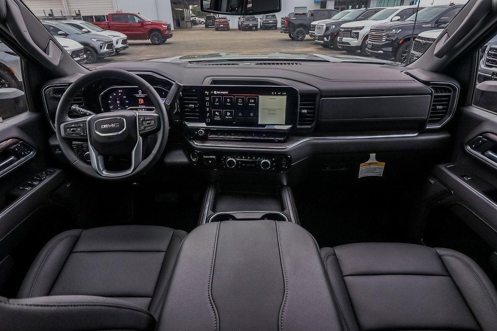 new 2025 GMC Sierra 2500 car, priced at $70,275
