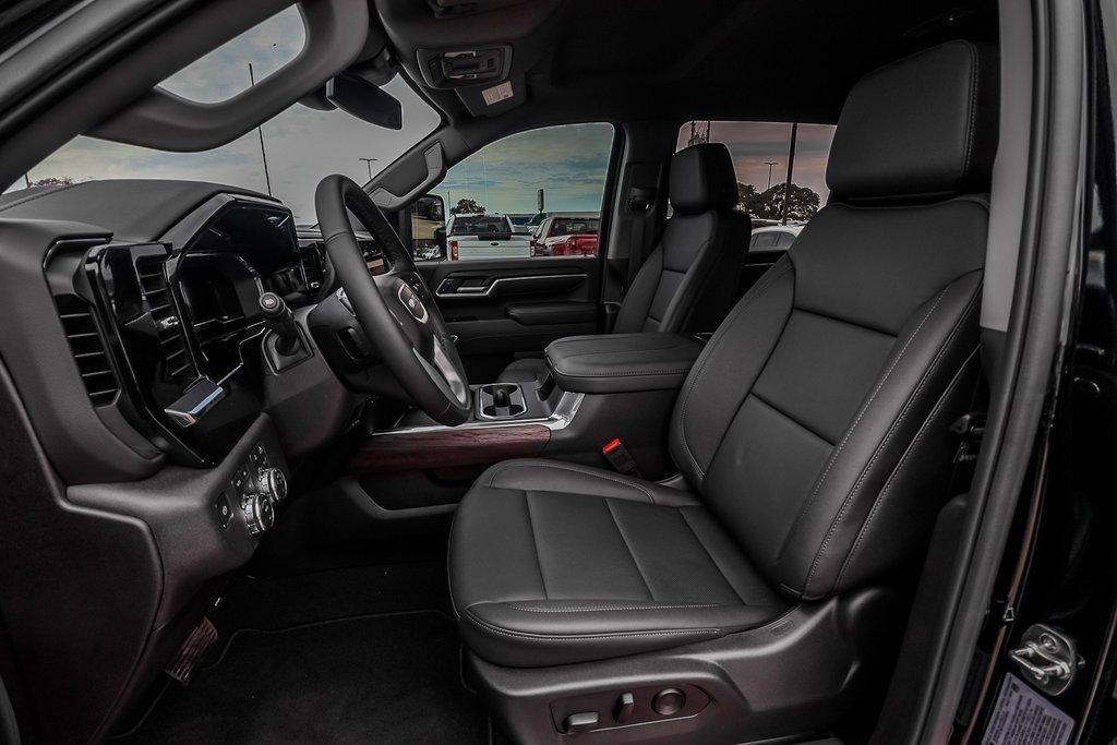 new 2025 GMC Sierra 2500 car, priced at $70,275
