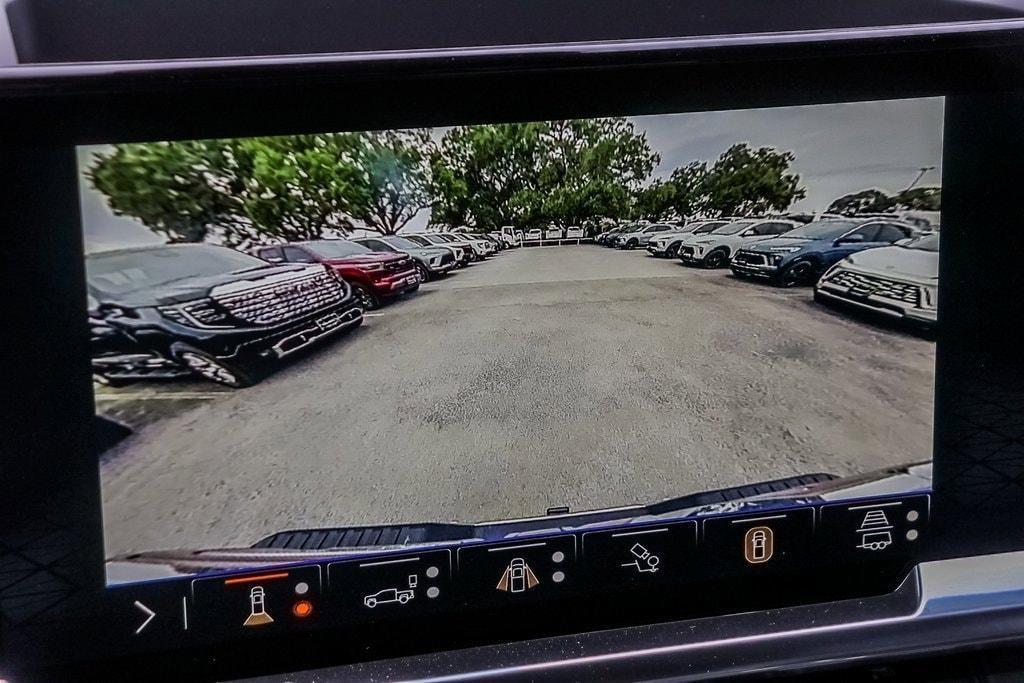 new 2025 GMC Sierra 2500 car, priced at $70,275