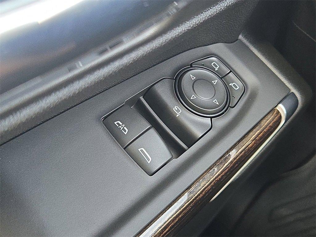 new 2025 GMC Sierra 2500 car, priced at $57,116
